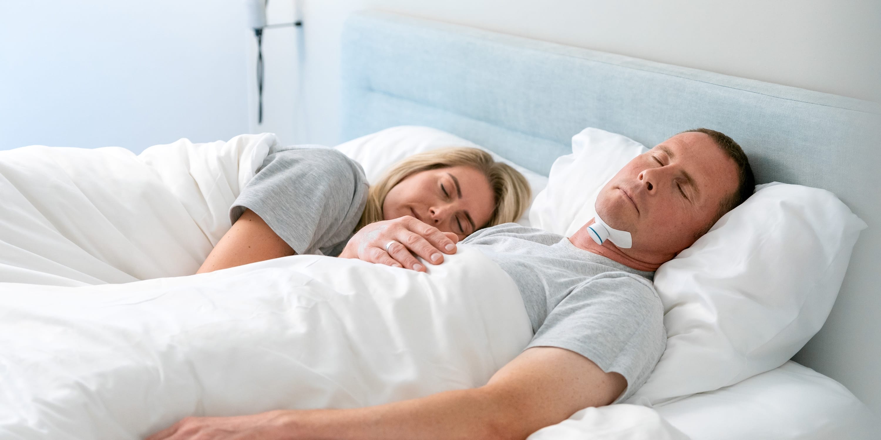 Man wearing Genio system.